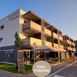 Apartments & Burgers Rezidenca Pipanova